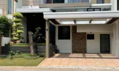 dijual rumah jalan east emerald mansion