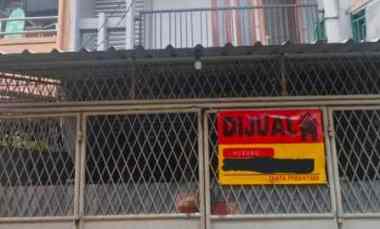 dijual rumah jalan keadilan raya rt 005