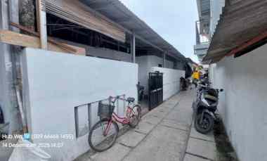 Rumah Dijual di Jalan kp belakang kamal