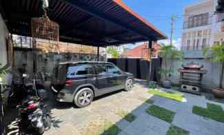 dijual rumah jalan laksamana