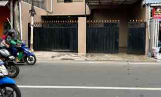 dijual rumah jalan lenteng agung raya no 12