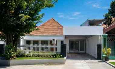 Dijual Rumah Strategis Jalan Lombok Surabaya LT 396 m2 Hadap Utara