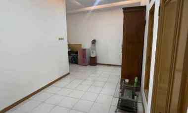 dijual rumah jalan manggis