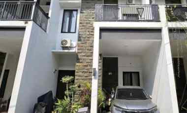 Rumah Dijual di Jalan Mutiara Gading City Bekasi