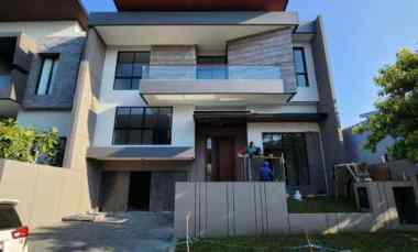 Dijual Rumah Baru Pakuwon Indah Lisbon Surabaya - dekat Graha Family