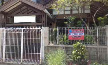 dijual rumah jalan pesantren