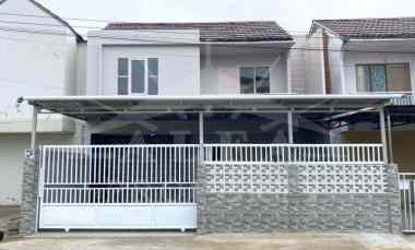 Rumah Minimalis Modern di Pusat Kota, dekat Sekolah Mall