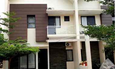 Rumah 2 Lantai di jl Radar Auri Cimanggis Depok, Pinggir Jalan