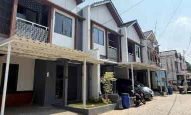 Rumah 2 Lantai Cimanggis Depok Akses Tol dan LRT Harjamukti
