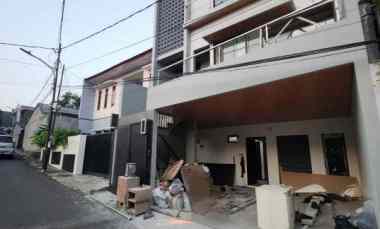 Rumah Dijual di Jalan raya cilandak