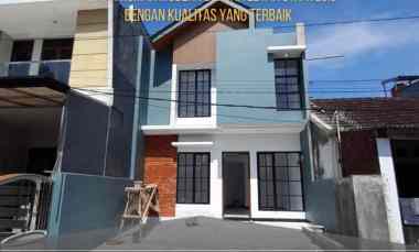 dijual rumah jalan raya kencana