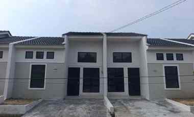dijual rumah jalan raya megu cisoka