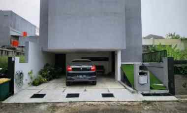 Rumah Dijual di Jalan raya pondok labu