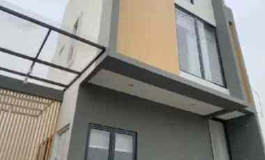 Rumah Mewah 2 Lantai View Danau dekat Stasiun Cisauk Serpong BSD