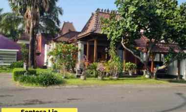 Dijual Rumah Citra Harmoni Sidoarjo - Bergaya Tradisional Joglo - SHM