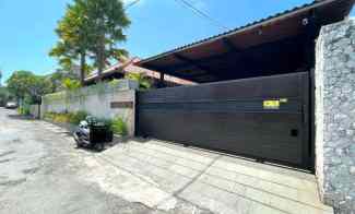 dijual rumah jalan renon denpasar bali