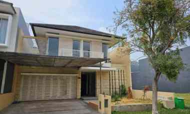 dijual rumah jalan royal residance