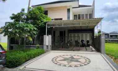 dijual rumah jalan royal residence