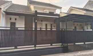 Rumah Bagus Baru Design Modern Lokasi di Lowokwaru Malang