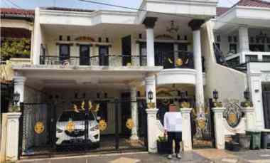 dijual rumah jalan taman malaka utara