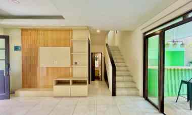 Rumah 2 Lantai Semi Furnished di Tatar Simakirana Kota Baru Parahyanga