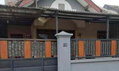 Rumah Dijual di jalan titan asri