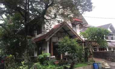 Rumah Tubagus Ismail dekat Dago Coblong Salman ITB Kota Bandung