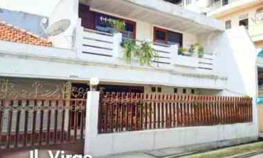 Rumah jl. Virgo Butuh Renovasi, Furnished, Row Jalan 2 Mobil