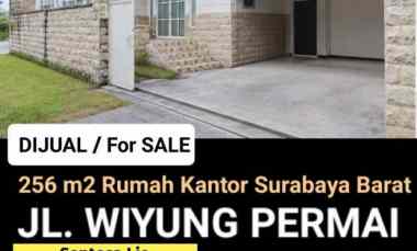 2 Miliaran Dijual 256 m2 Rumah Area Dian Istana Residence Wiyung Surab