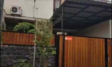 dijual rumah jambangan