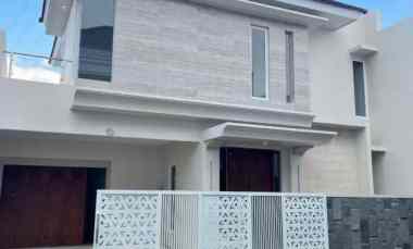 Rumah dekat Kampus Uty di Ringroad Barat Jambon Gamping Sleman