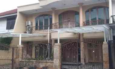 Rumah 2 Lantai di Janur Elok, Kelapa Gading, Jakarta Utara