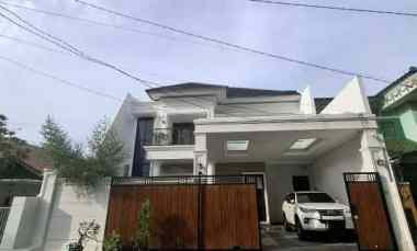 Rumah Second Bebas Banjir dalam Komplek Ambarapura Kodau Jatiasih