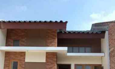 dijual rumah jatibening