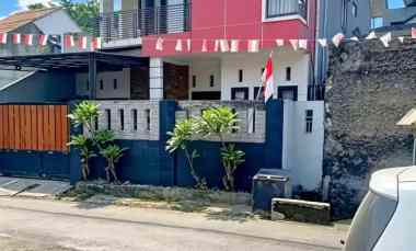 dijual rumah jatibening