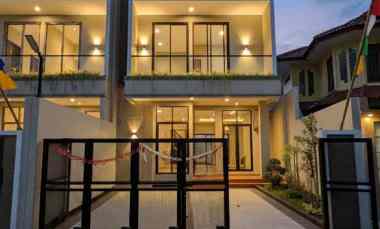 Rumah Baru Siap Huni dalam Komplek di Jatibening Bekasi