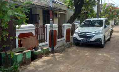 dijual rumah jatikramat indah