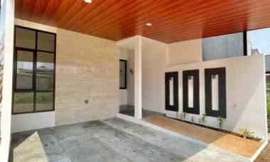 Rumah Baru 2 Lt Siap Huni Lokasi Strategis dekat LRT Jatimulya Bekasi