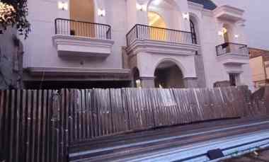 Rumah Dijual di Jatipadang