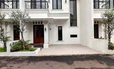 Rumah Baru 2,5 Lt American Clasic Style Bebas Banjir di