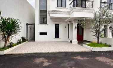 Rumah Premium American Clasic di Jatiwaringin Pondok Gede Kota Bekasi