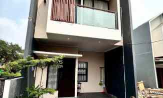 Rumah 2 lantai dekat Tol Jatiwarna Pondok Melati Bekasi