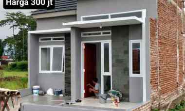 dijual rumah jelekong