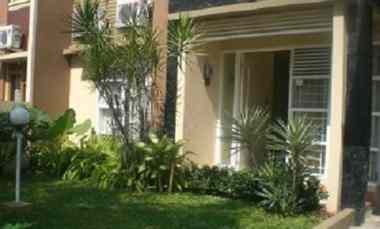 Dijual Rumah Lokasi Serpong Park Boulevard Jelupang Serpong Utara