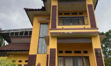 dijual rumah jl abdul gani atas