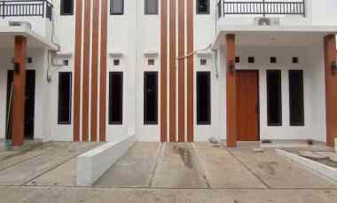 dijual rumah jl alinayah kemiri rawakalong