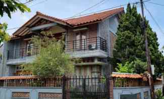 dijual rumah jl antapani