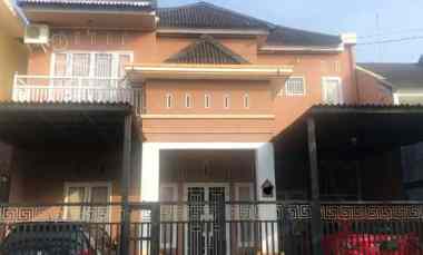 Dijual Rumah Cantik 2 Lantai Lokasi Depan Kampus UIN 880 juta