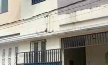 Dijual Kos-Kosan Putri 12 Kamar Lokasi Depan Kampus UIN Panam