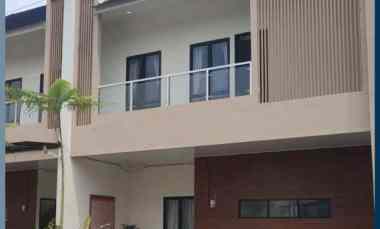 Rumah Dijual di Jl. Bakti No. 27, Tengkerang Bar. , Kec. Marpoyan Damai, Kota Pekanbaru, Riau 28289